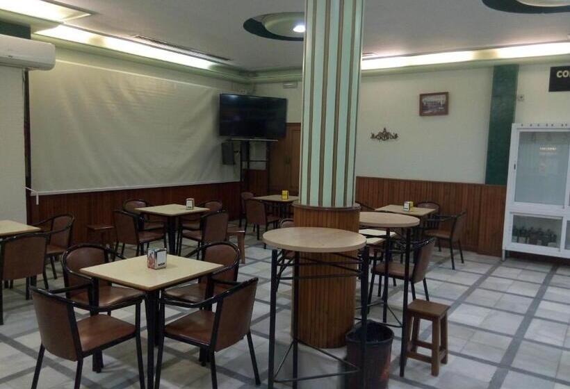 ペンション Hostal Don Pepe