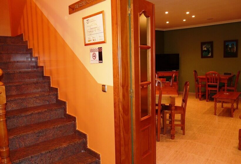 بنسيون Hostal Casa Castro