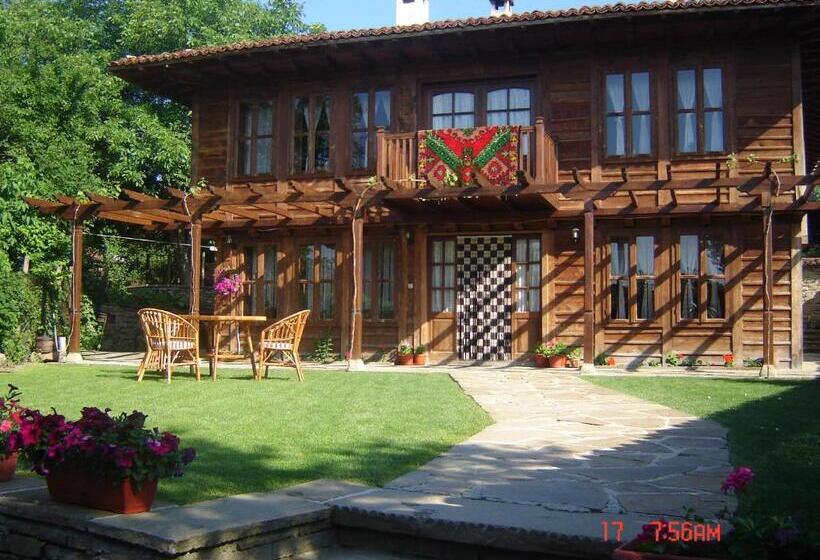 بنسيون Kenara Guest House