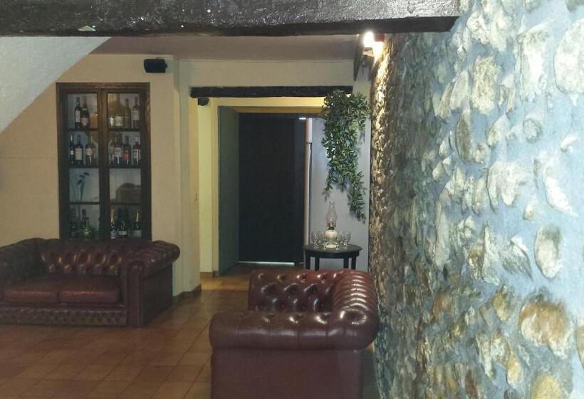 פנסיון L Argolla Hotel Pizzeria