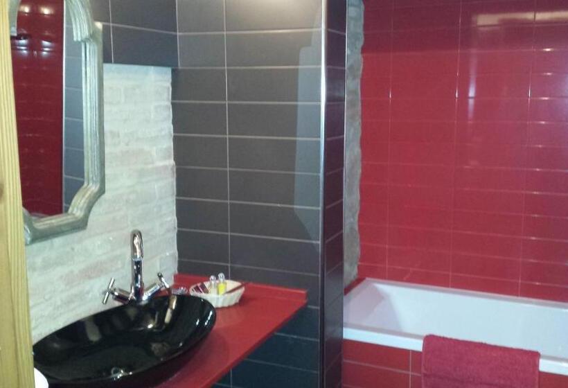 פנסיון L Argolla Hotel Pizzeria