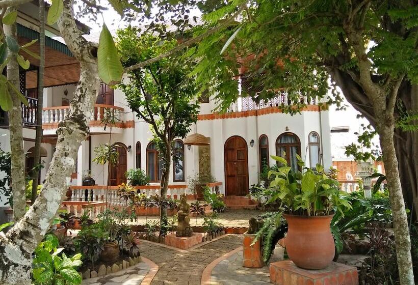 پانسیون Mut Mee Garden Guest House