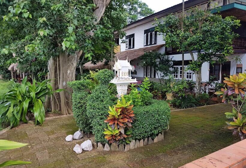 پانسیون Mut Mee Garden Guest House