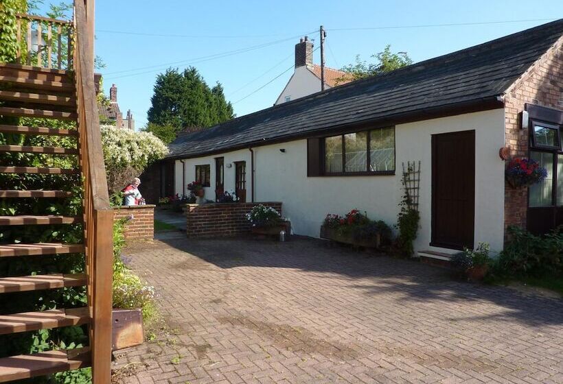 펜션 Rolandscroft Guest House