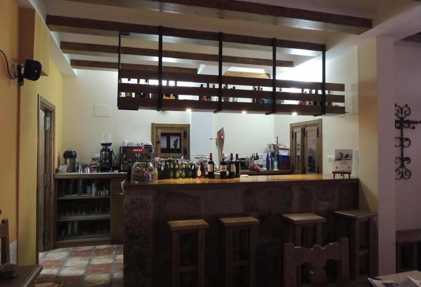 פנסיון Las Abadias Hrural