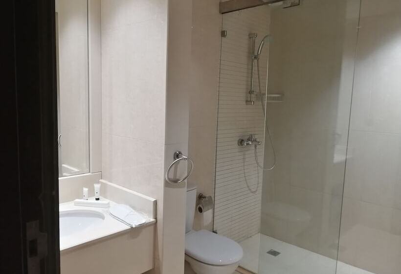 Rahhal Hotel Suites