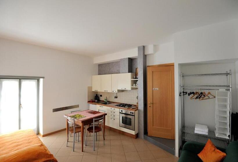 پانسیون Gardarco Camere , O Suite Studios, O Appartamento