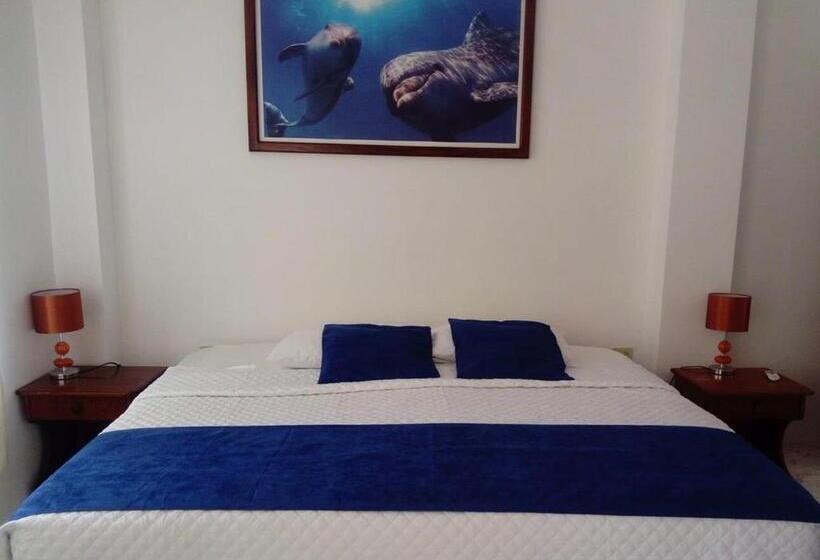 پانسیون Hostal Las Fragatas