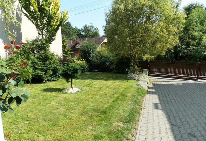 پانسیون Penzion Aida Ostrava