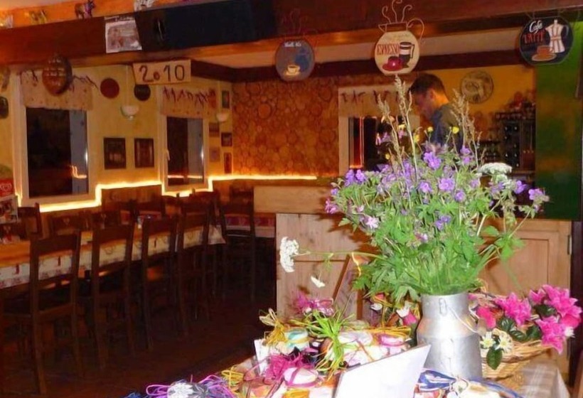 Hostel Auberge D'altitude De Grouvelin