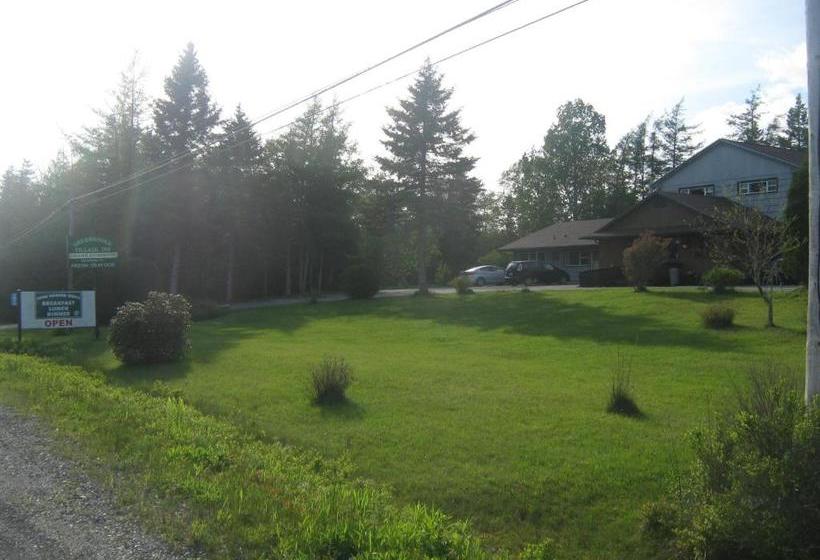 فندق صغير Sherbrooke Village Inn