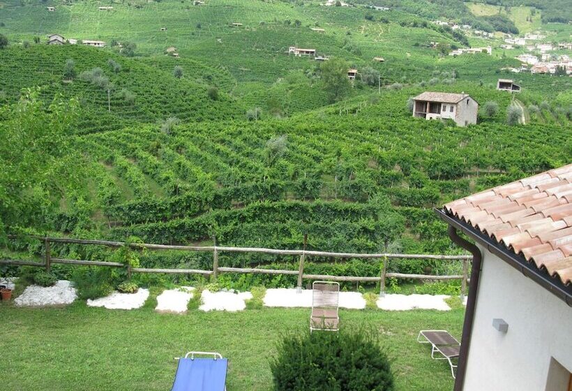 هتل La Casa Vecchia