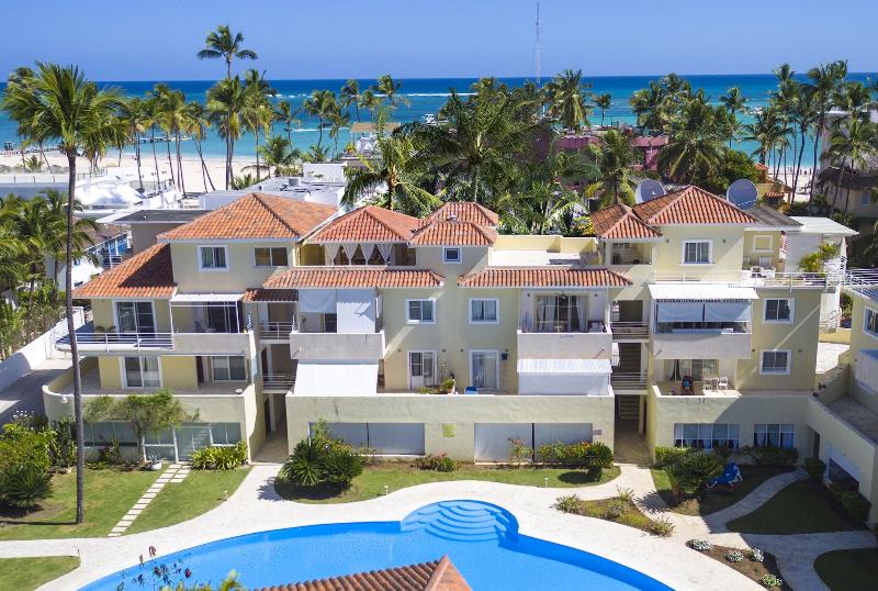 Las Terrazas Vip Pool Beach Club & Spa
