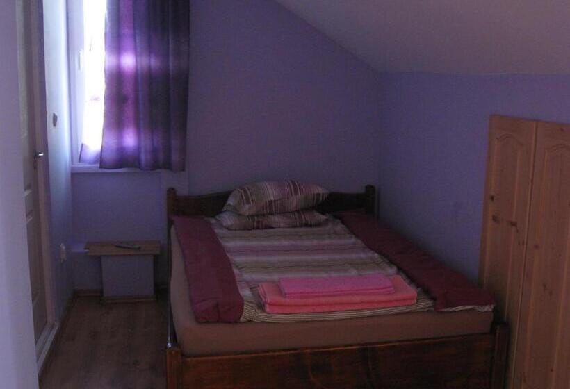 پانسیون Casa Sidor