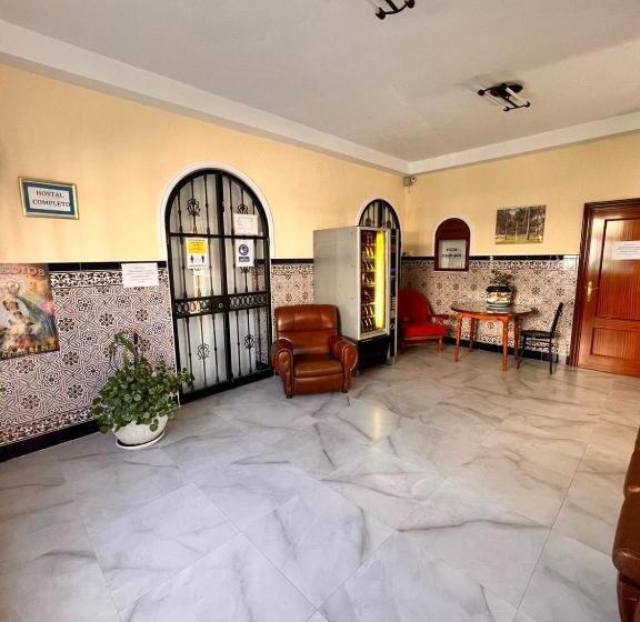 بنسيون Hostal Muriel