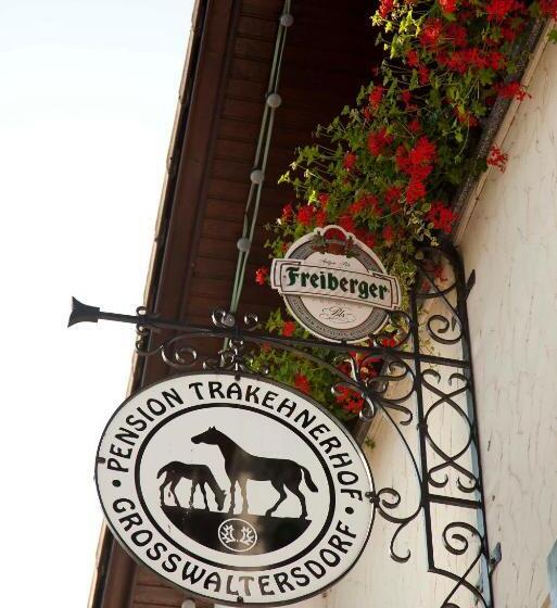 펜션 Landhotel Trakehnerhof