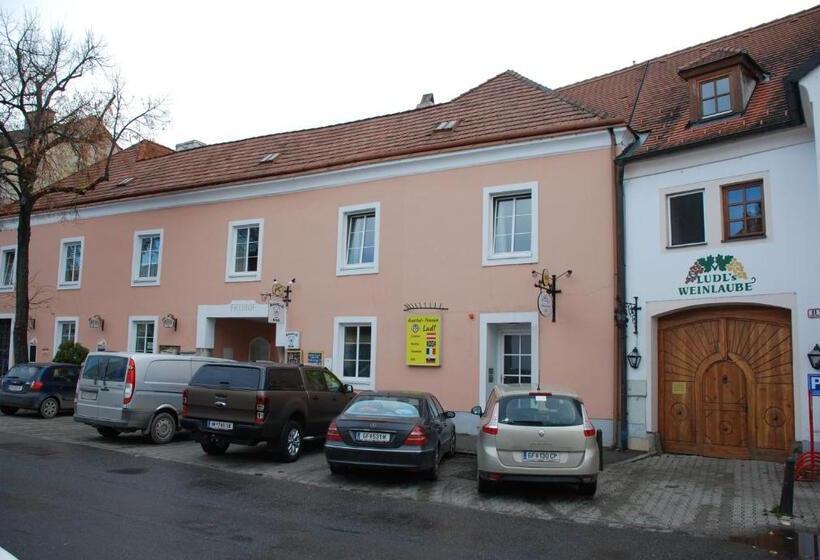 فندق صغير Gasthof Ludl