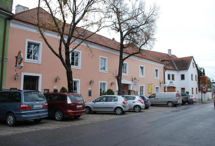 فندق صغير Gasthof Ludl