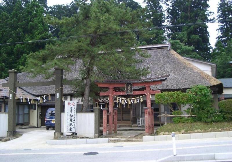 بنسيون Shukubo Kanbayashi Katsukane