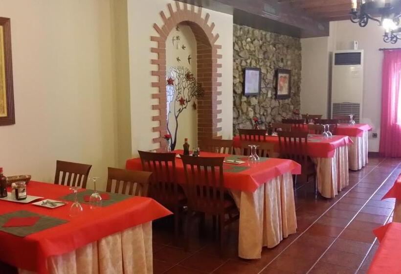 פנסיון Trisileja En Posada La Busta
