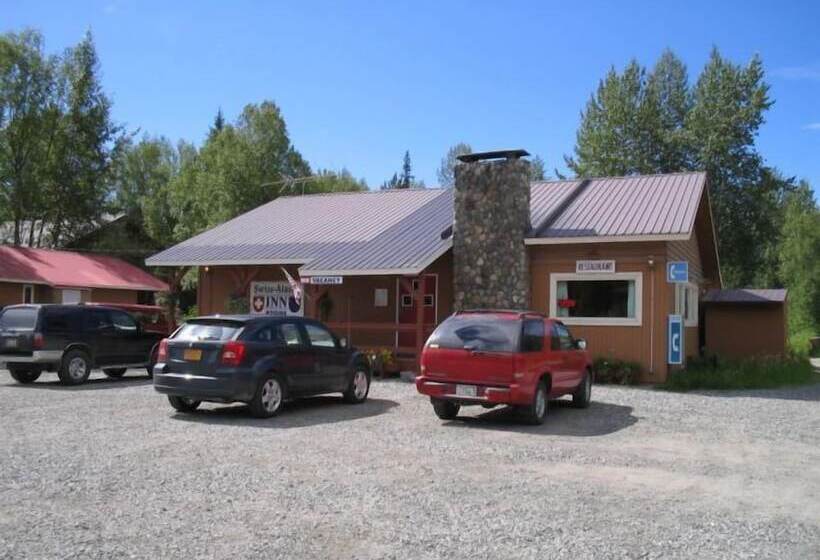 הוסטל Swiss Alaska Inn