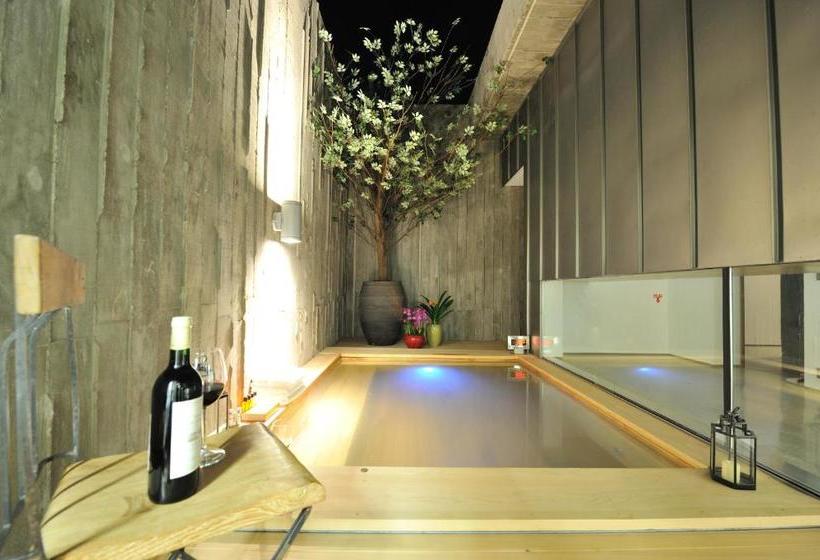 Yonaluky Spa Resort
