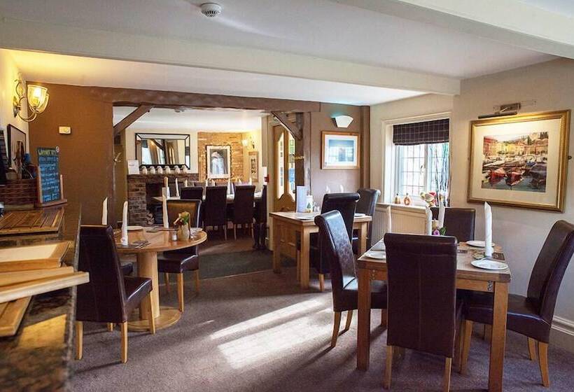 Общежитие Kings Arms