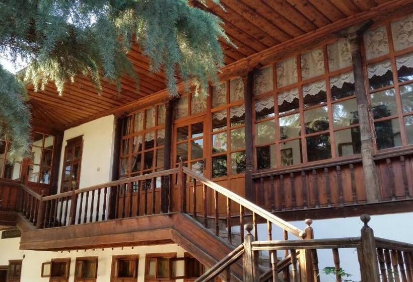 ペンション Chakarova Guest House