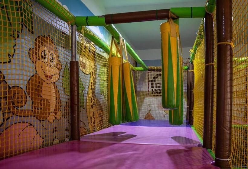 Toot House Alqaim