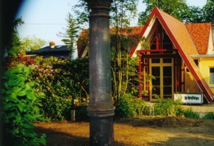 فندق صغير Waldhaus Colditz Garni