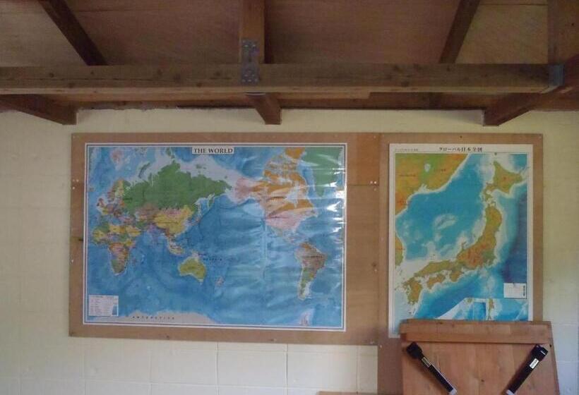 بنسيون Kerama Backpackers