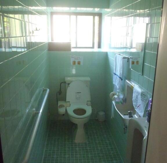 بنسيون Kerama Backpackers