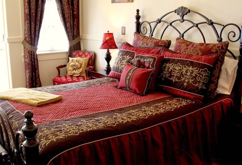 فندق صغير Monarch Cove Inn