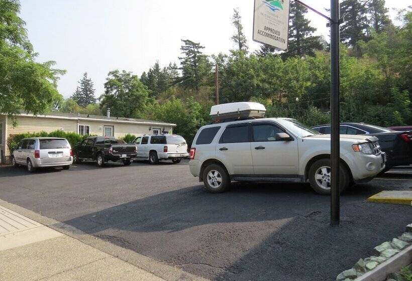 הוסטל Rest Inn Lytton