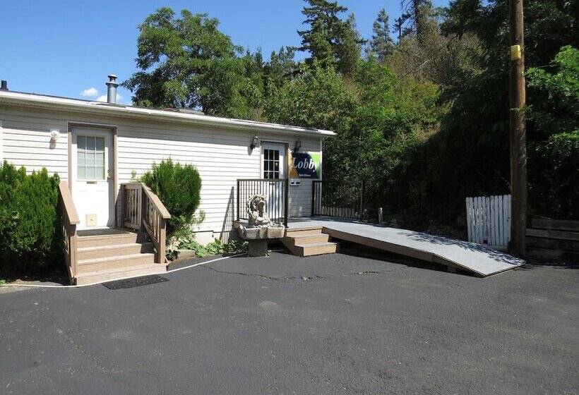 הוסטל Rest Inn Lytton