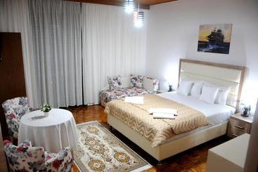 پانسیون Guest House Smajlaga