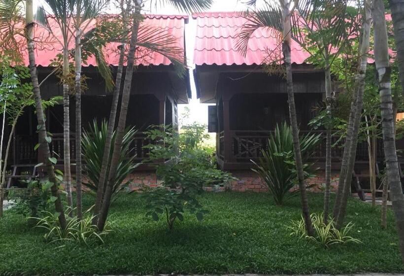ペンション Dalom Guesthouse