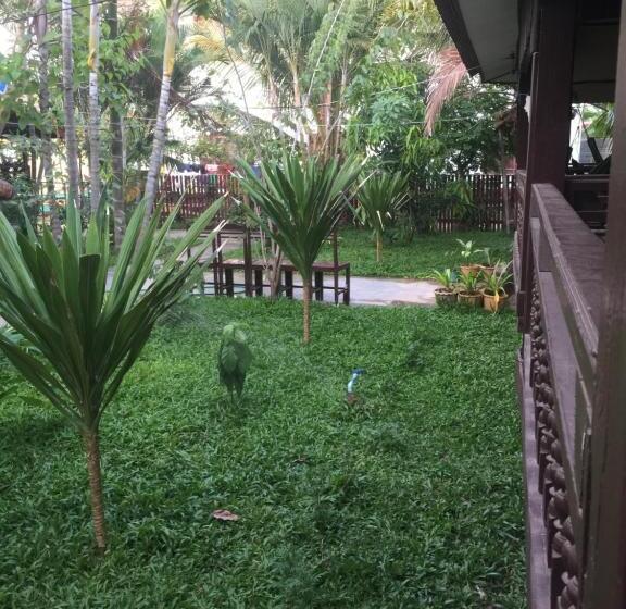ペンション Dalom Guesthouse