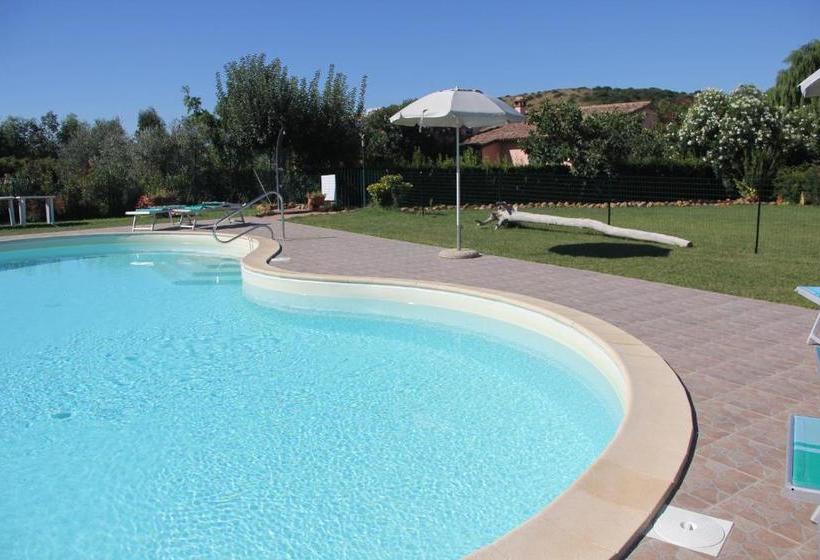 فندق Agriturismo Agrifoglio