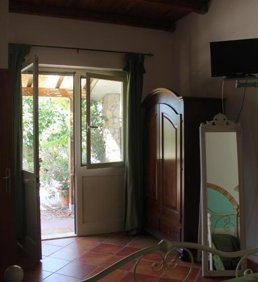 فندق Agriturismo Agrifoglio