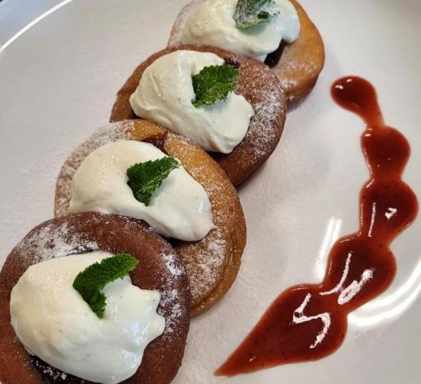 پانسیون Apartments Benešova 6