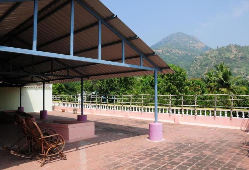 بنسيون Arunachala Ramana Home
