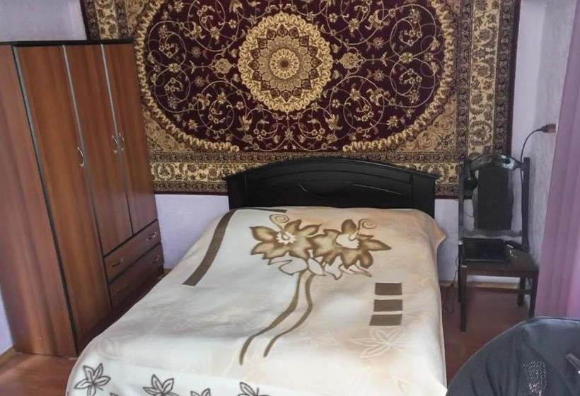 پانسیون Tamila Guest House