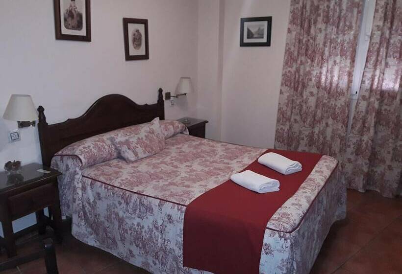 פנסיון Hostal Rocio