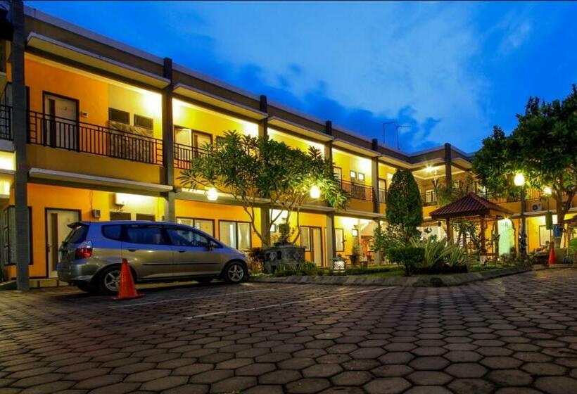 بنسيون Guest House Rumah Wahidin Syariah
