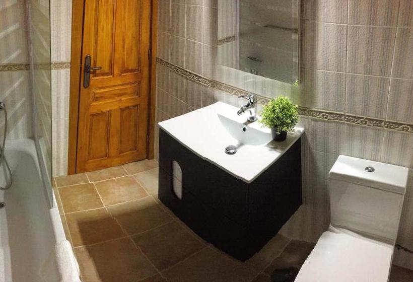فندق صغير La Casona De Rudagüera