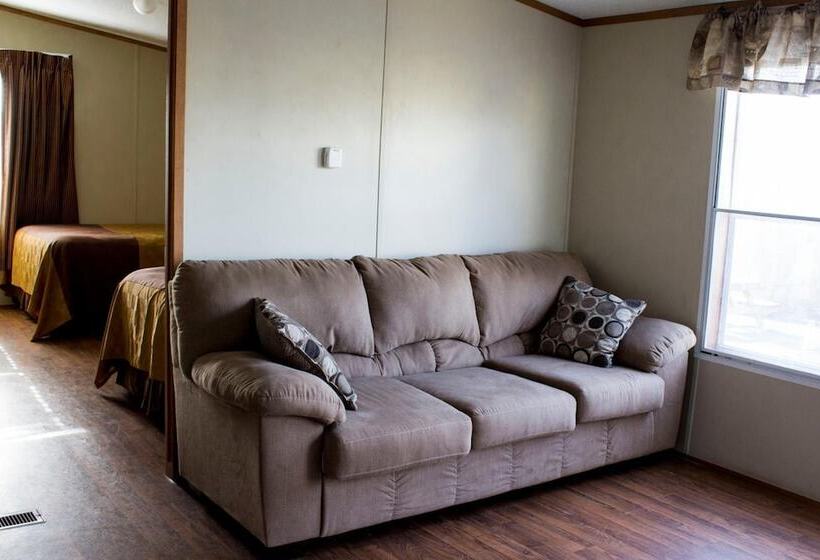 מוטל Cotulla Homes