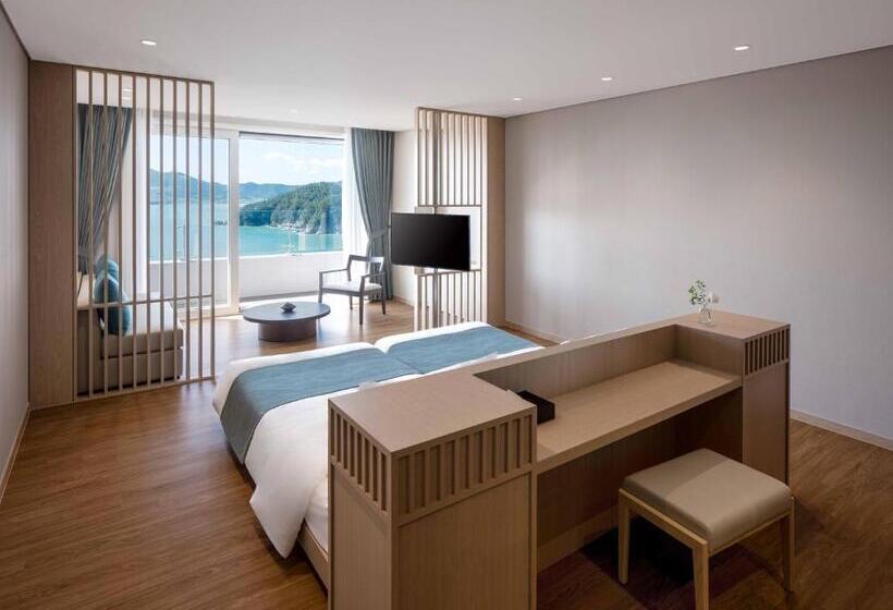 Hanwha Resort Geoje Belvedere