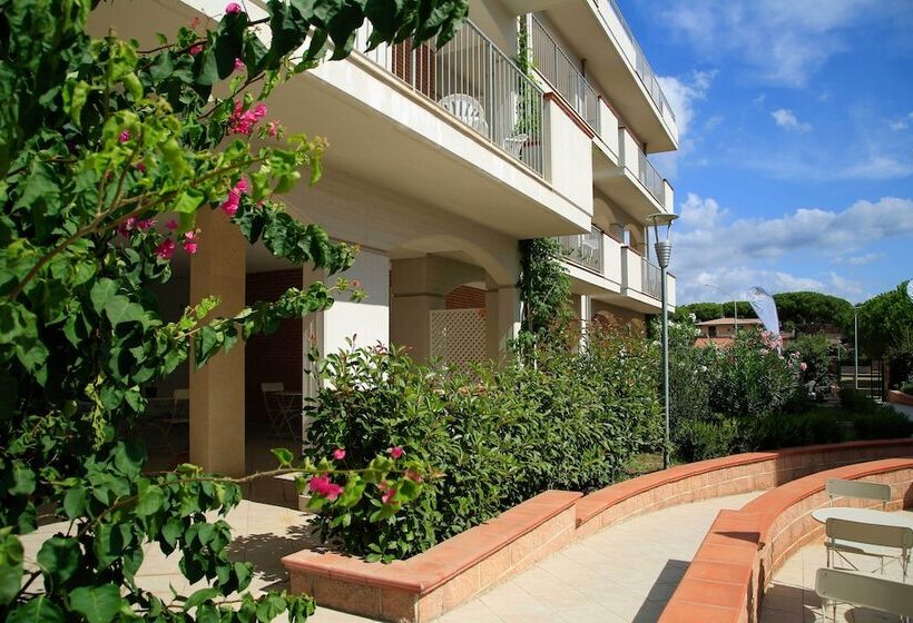 هتل I Cinque Pini