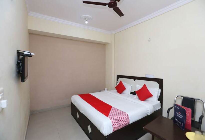 酒店 Oyo 15658 Maheshwaram Guesthouse